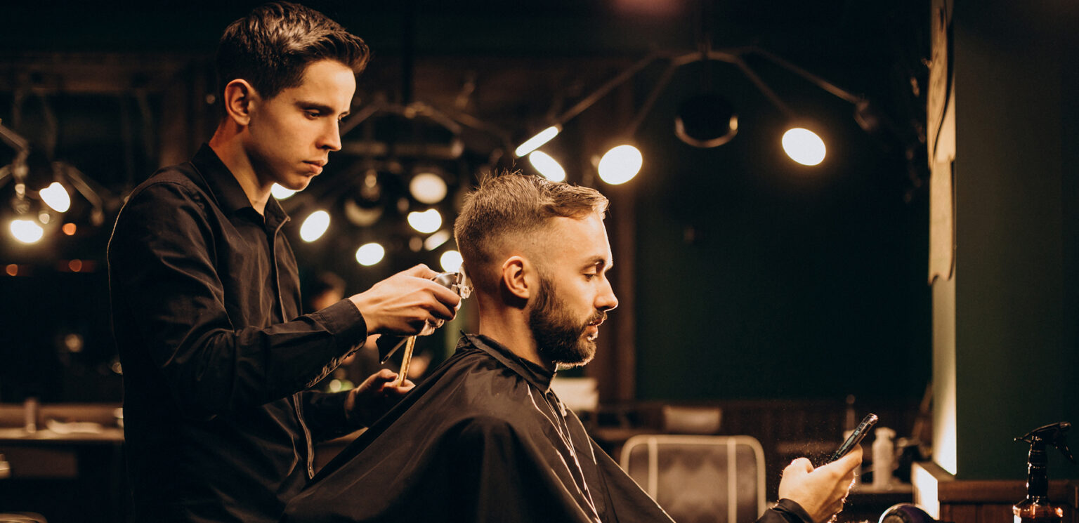 Taglio capelli + Stiratura lisciante